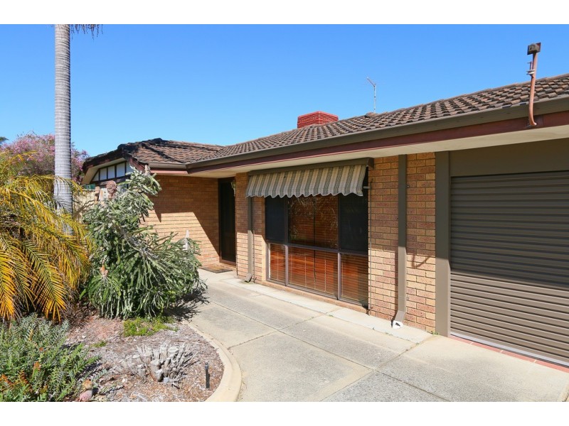 5 Alpin Court, Coolbellup WA 6163