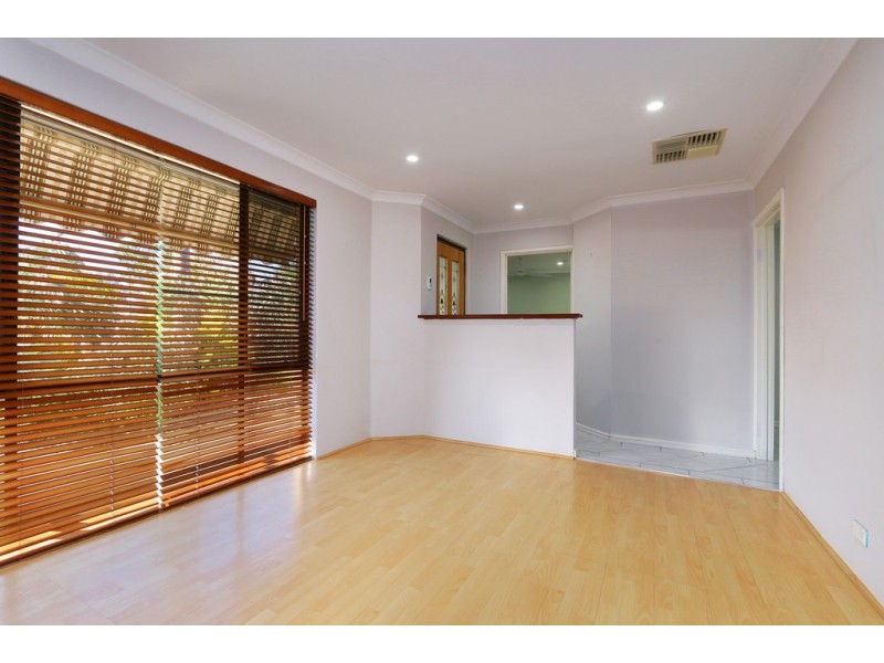 5 Alpin Court, Coolbellup WA 6163