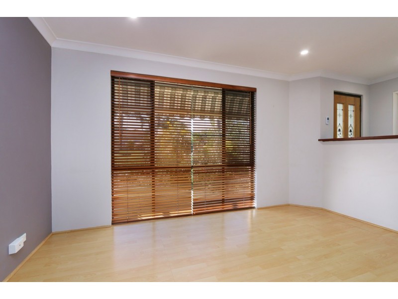 5 Alpin Court, Coolbellup WA 6163