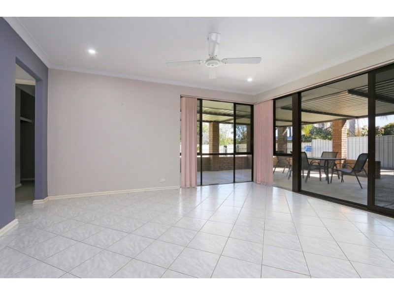 5 Alpin Court, Coolbellup WA 6163