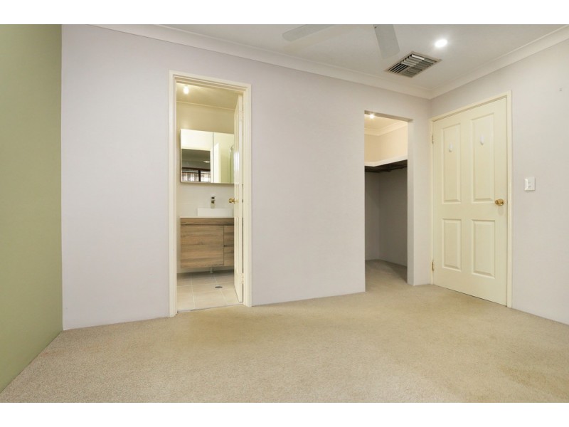 5 Alpin Court, Coolbellup WA 6163