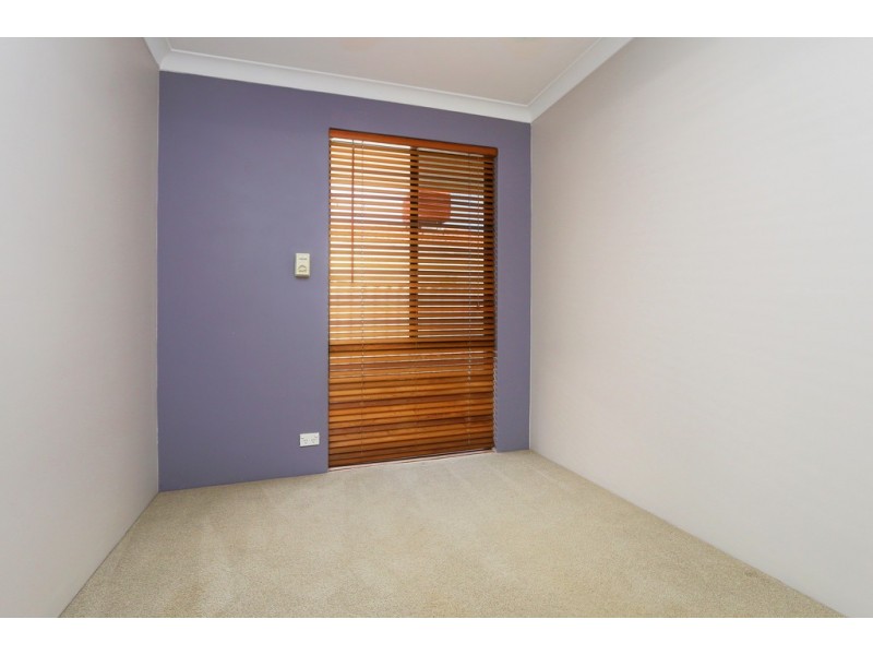 5 Alpin Court, Coolbellup WA 6163