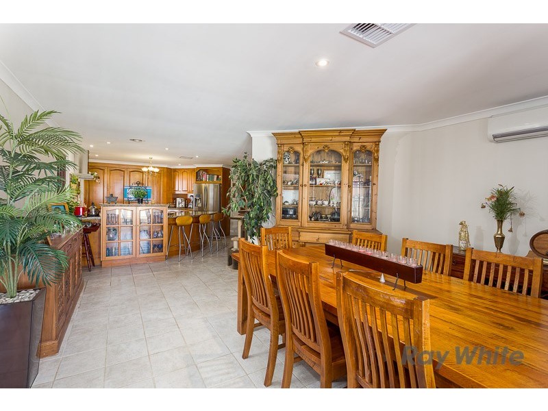 9 Barrington Street, Munster WA 6166