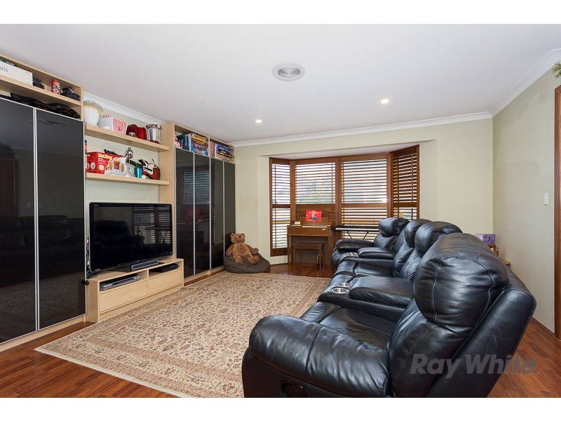 9 Barrington Street, Munster WA 6166