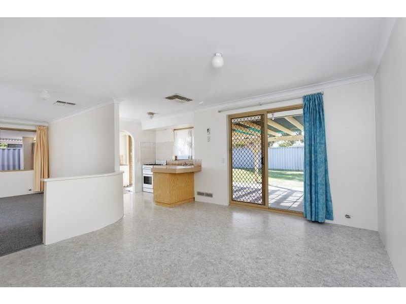 16 Eppalock Grove, South Lake WA 6164