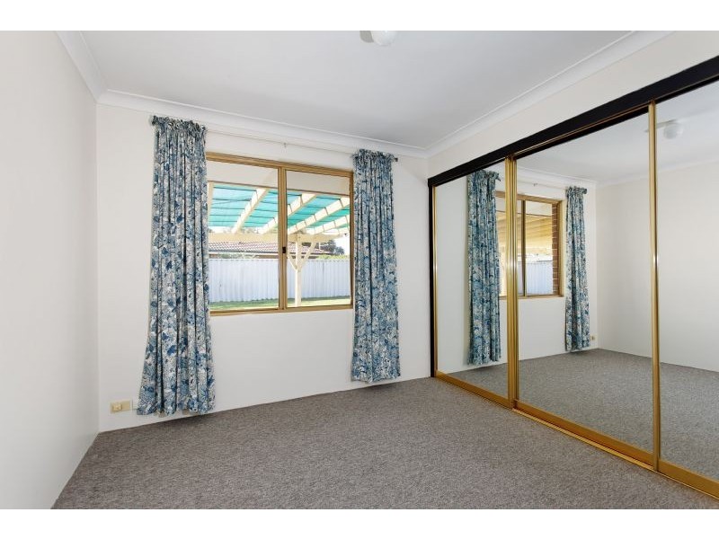 16 Eppalock Grove, South Lake WA 6164