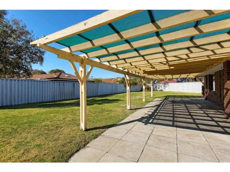 16 Eppalock Grove, South Lake WA 6164