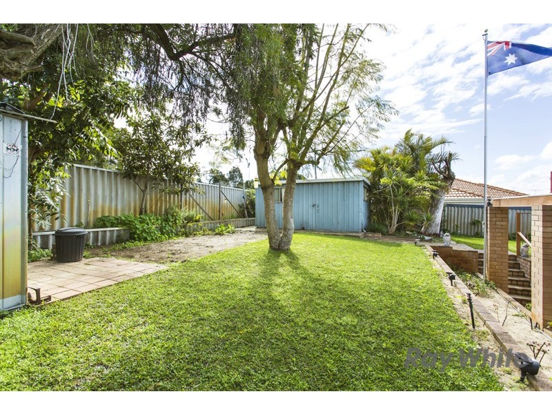 70 Davies Crescent, Kardinya WA 6163