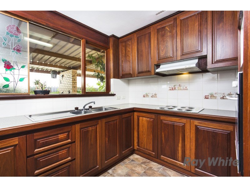 70 Davies Crescent, Kardinya WA 6163