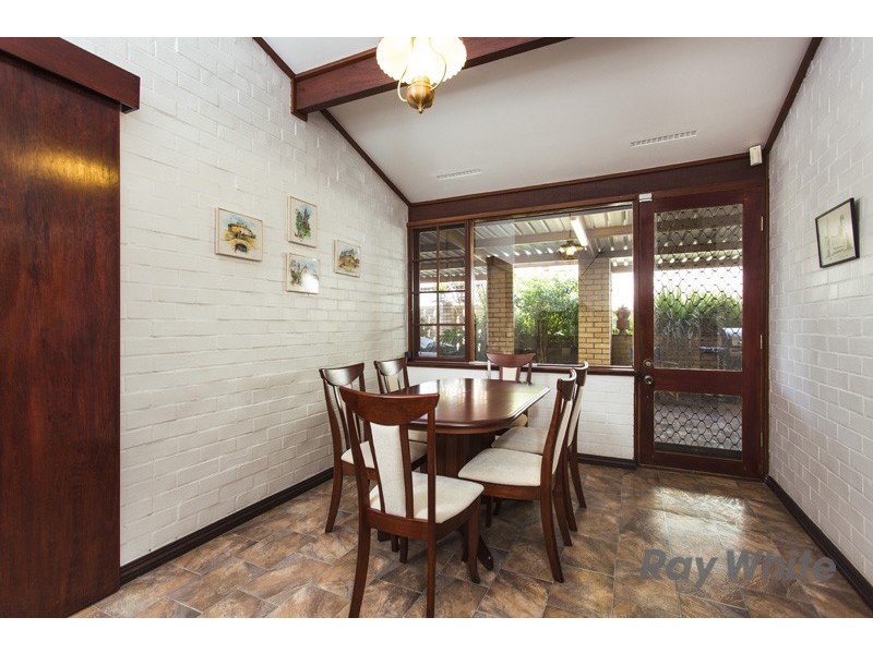 70 Davies Crescent, Kardinya WA 6163