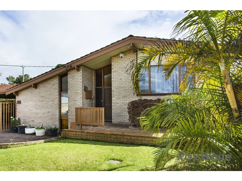 70 Davies Crescent, Kardinya WA 6163