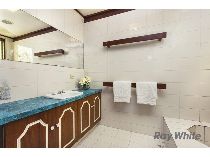 70 Davies Crescent, Kardinya WA 6163