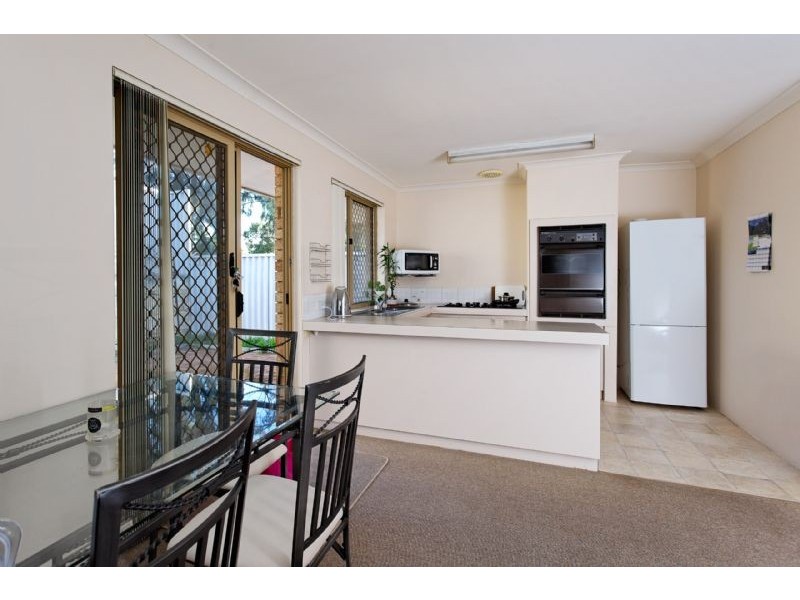 16/1-3 Stanbury Pl, Kardinya WA 6163