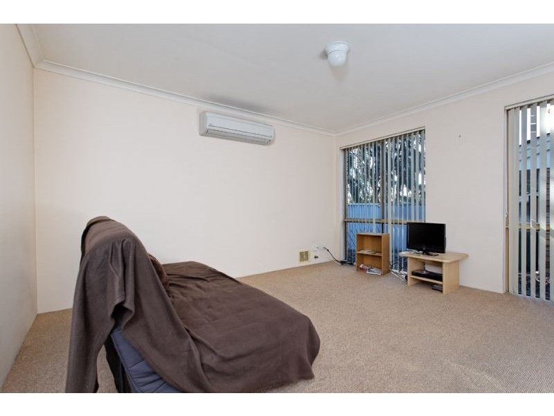 16/1-3 Stanbury Pl, Kardinya WA 6163