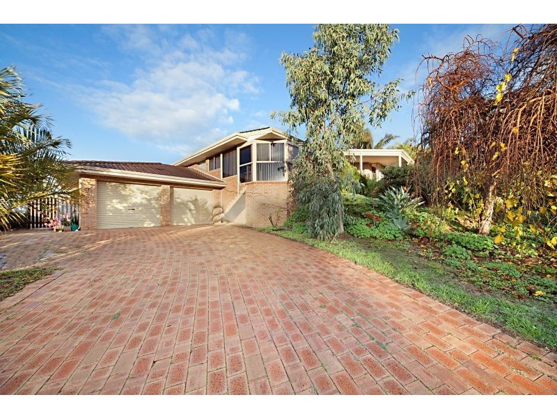 17 Coleridge Place, North Lake WA 6163