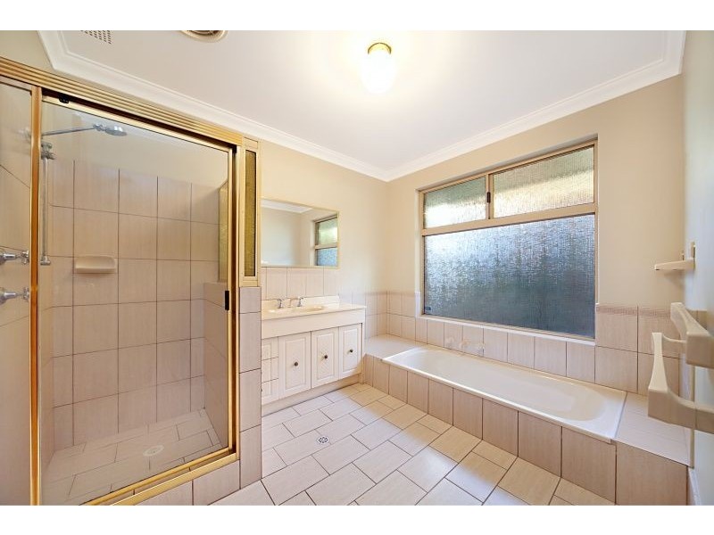 17 Coleridge Place, North Lake WA 6163