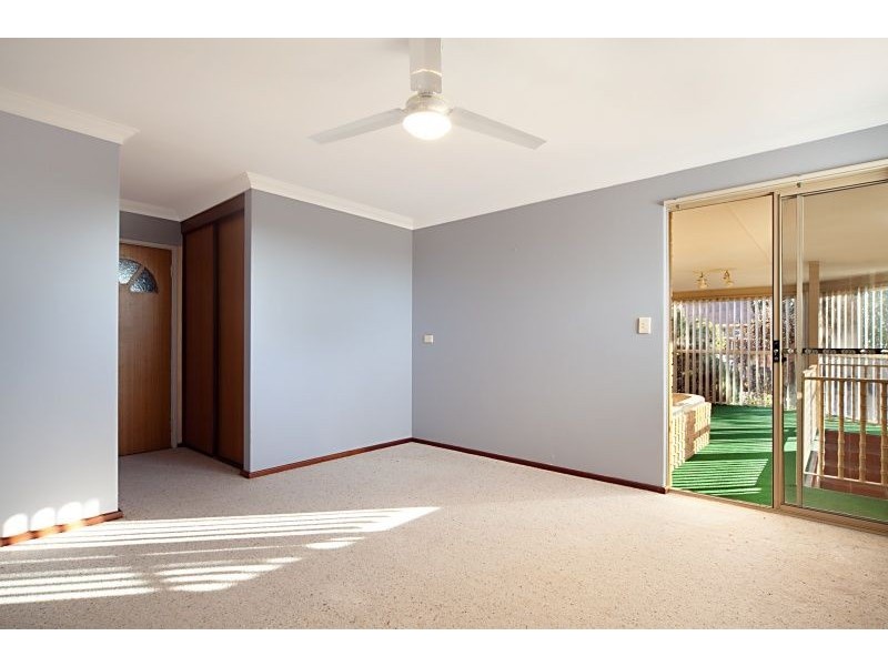 17 Coleridge Place, North Lake WA 6163