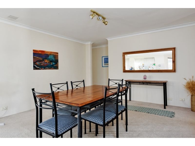 15 Beedelup Loop, Bibra Lake WA 6163