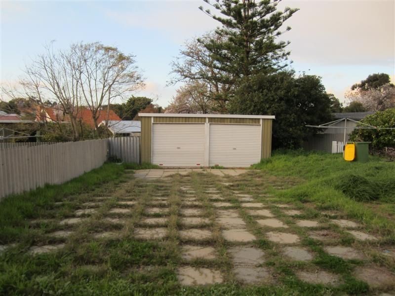 6 Starling Street, Hamilton Hill WA 6163