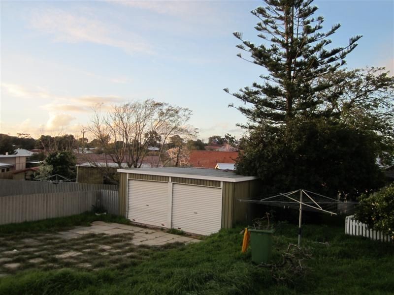 6 Starling Street, Hamilton Hill WA 6163