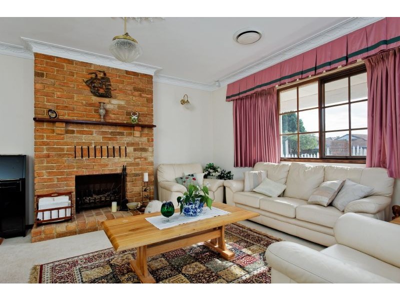 23 Prescott Dr, Kardinya WA 6163