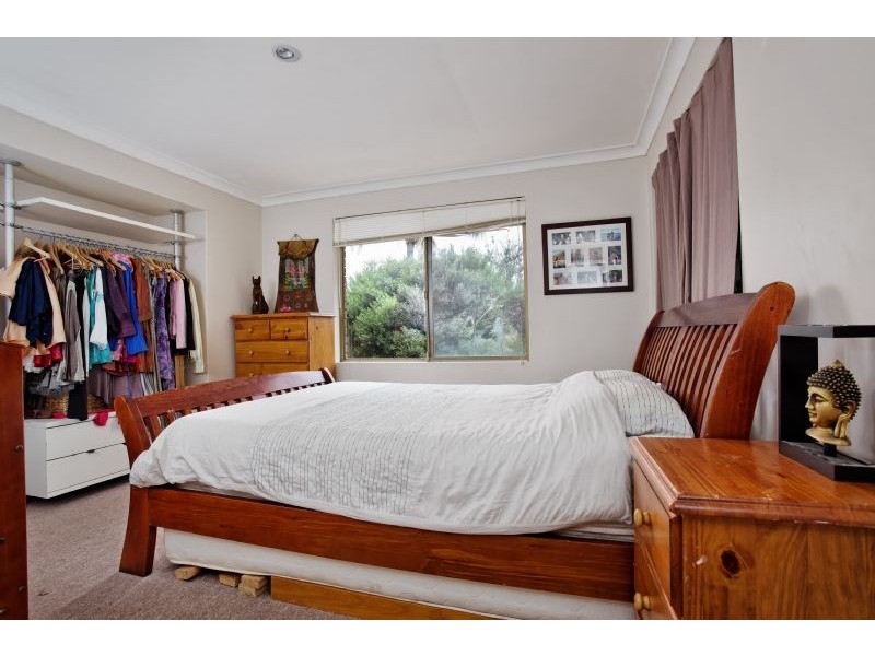 16 Parkway Road, Bibra Lake WA 6163