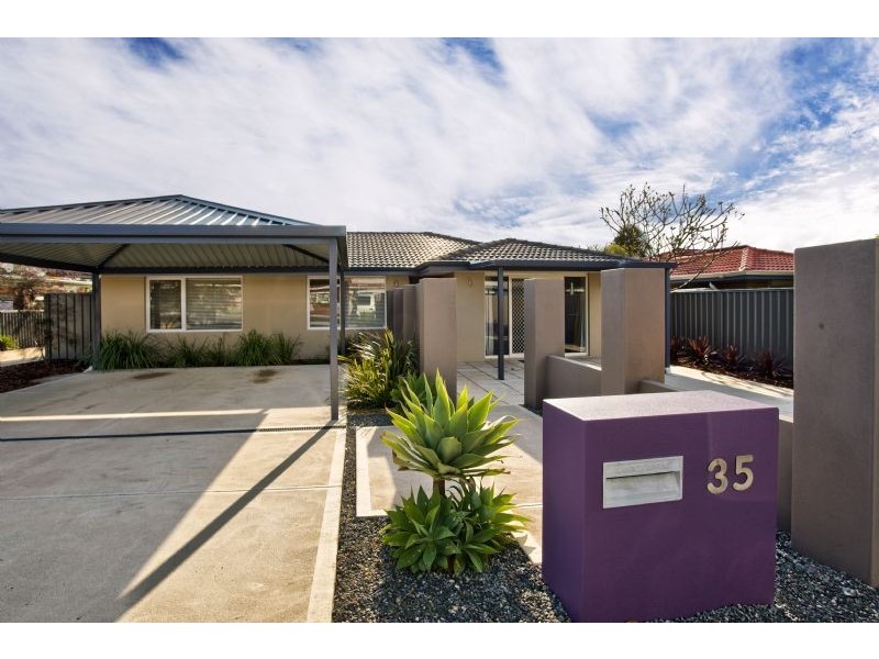 35 Gilbertson Rd, Kardinya WA 6163
