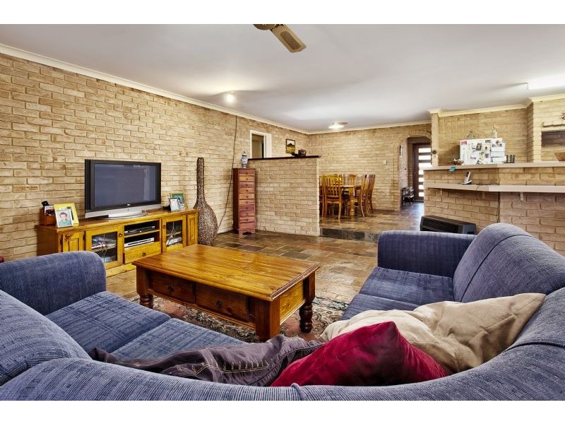 7 Bradley Court, Samson WA 6163