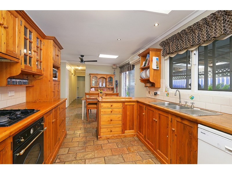 7 Kidson Street, Kardinya WA 6163