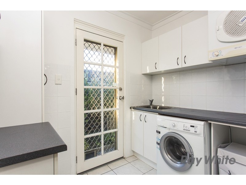 51 Davies Crescent, Kardinya WA 6163