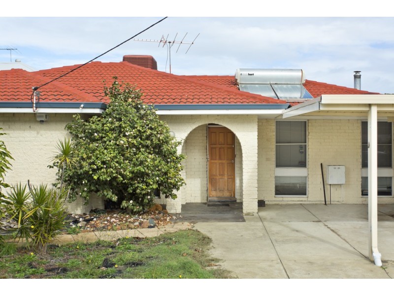 5 Loris Way, Kardinya WA 6163