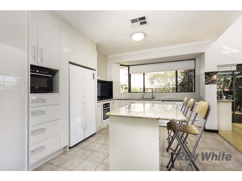 13 Waltham Court, Bateman WA 6150