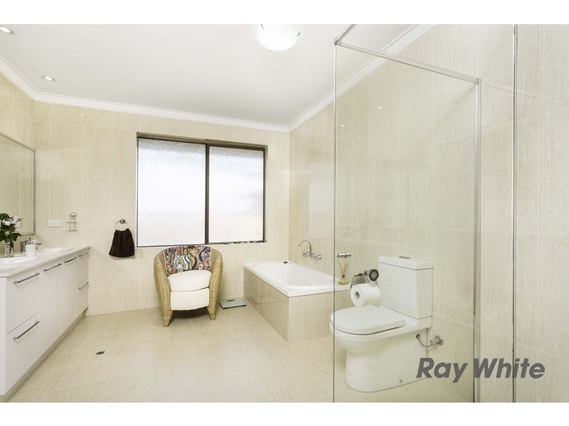 13 Waltham Court, Bateman WA 6150