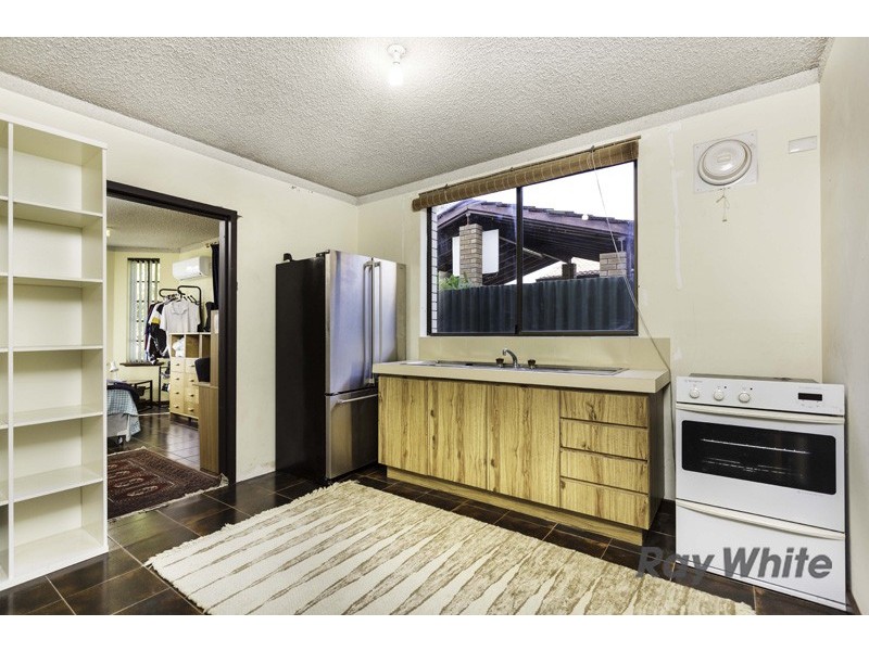 13 Waltham Court, Bateman WA 6150