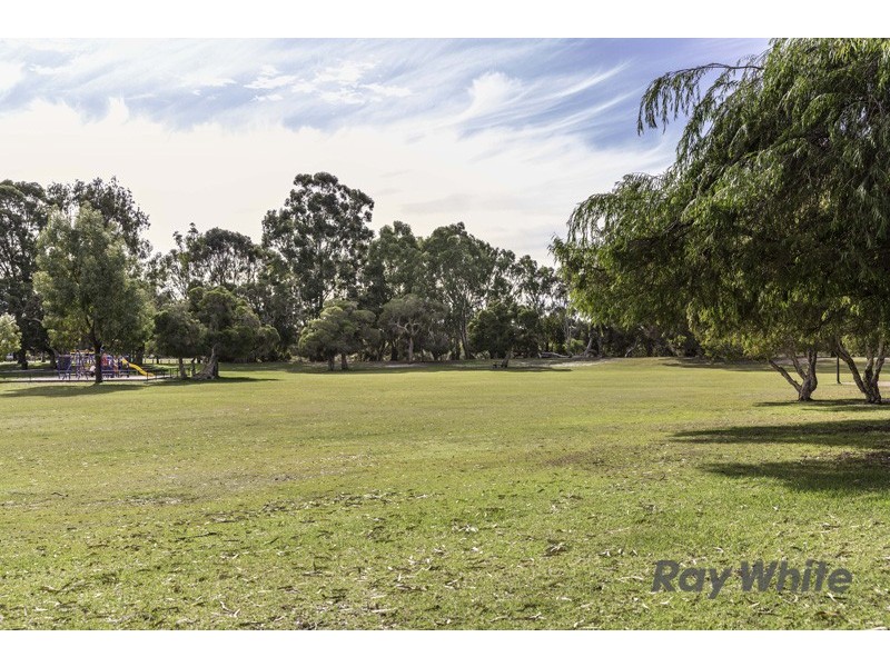 13 Waltham Court, Bateman WA 6150