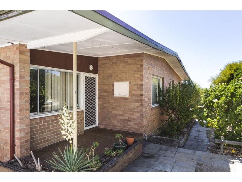 60 Archidamus Road, Coolbellup WA 6163