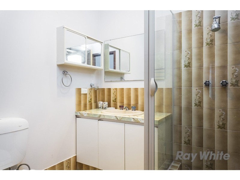 8 McCombe Ave, Samson WA 6163