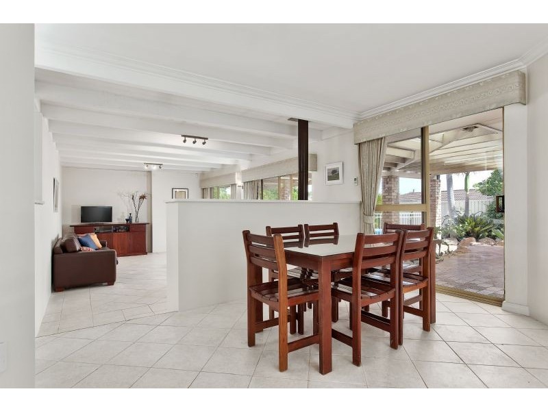 4 Austin Place, Winthrop WA 6150