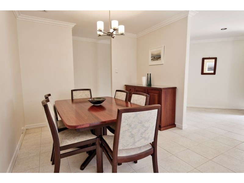 4 Austin Place, Winthrop WA 6150