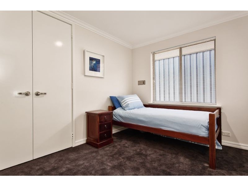 4 Austin Place, Winthrop WA 6150