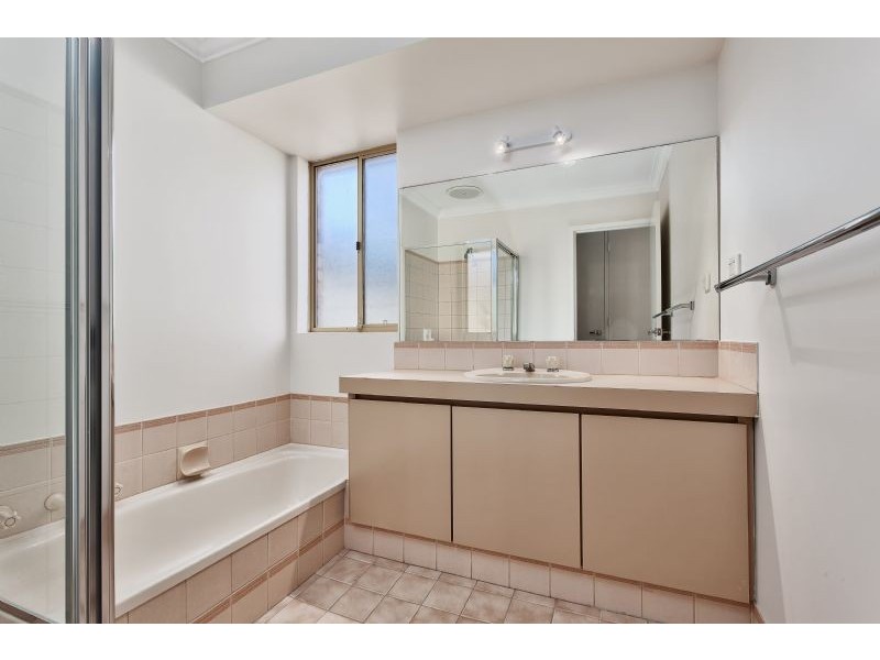 4 Austin Place, Winthrop WA 6150