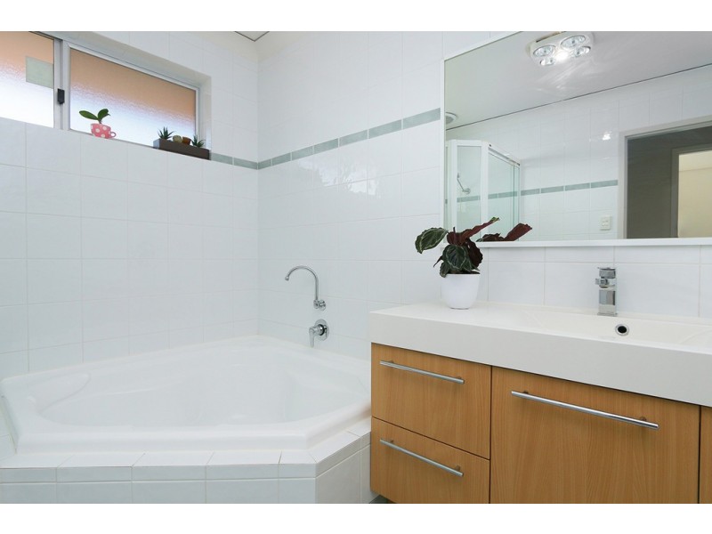 10 Kidson Street, Kardinya WA 6163