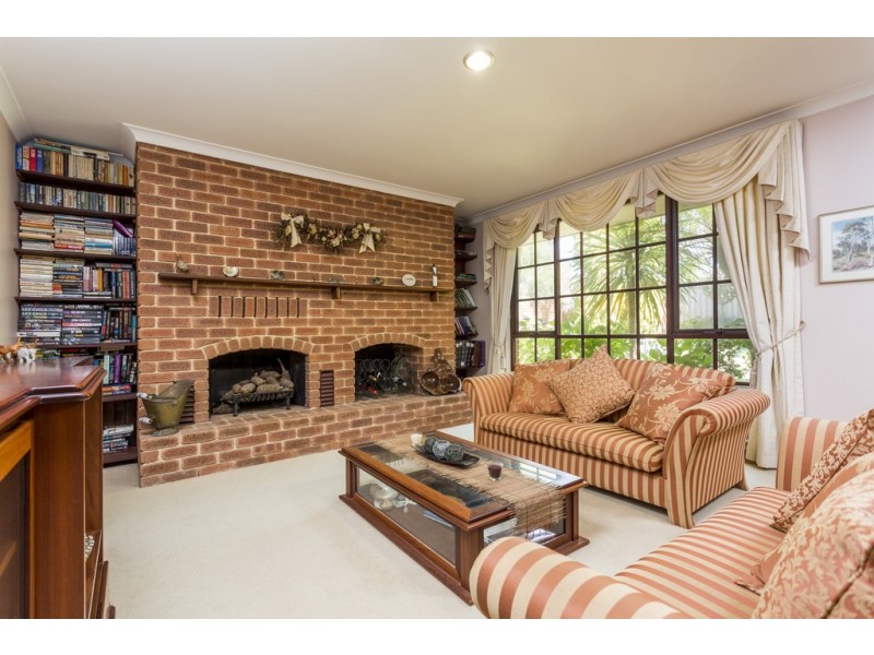 147 Le Souef Drive, Kardinya WA 6163