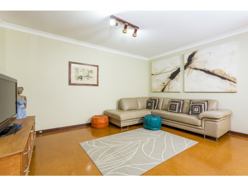 147 Le Souef Drive, Kardinya WA 6163