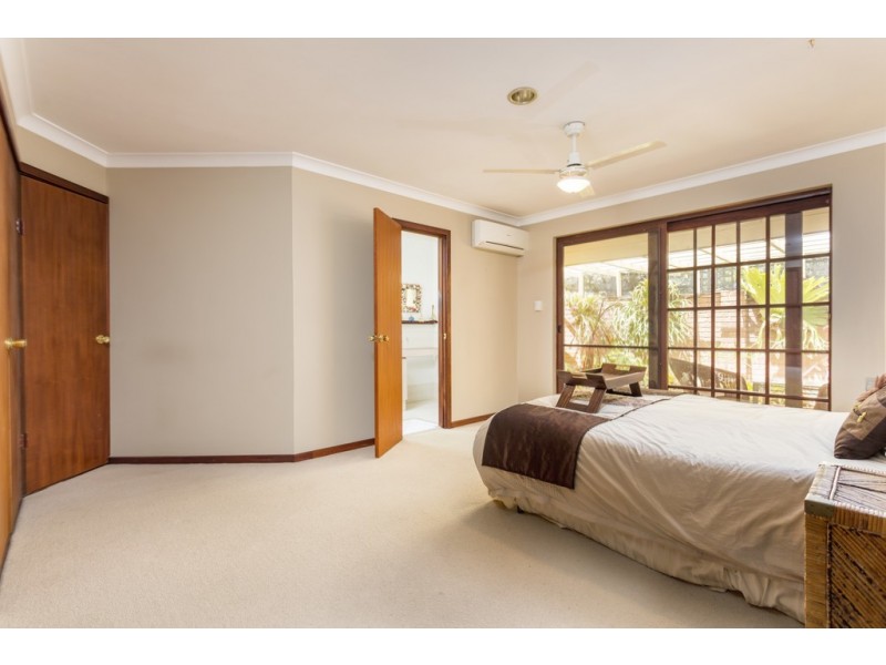 147 Le Souef Drive, Kardinya WA 6163
