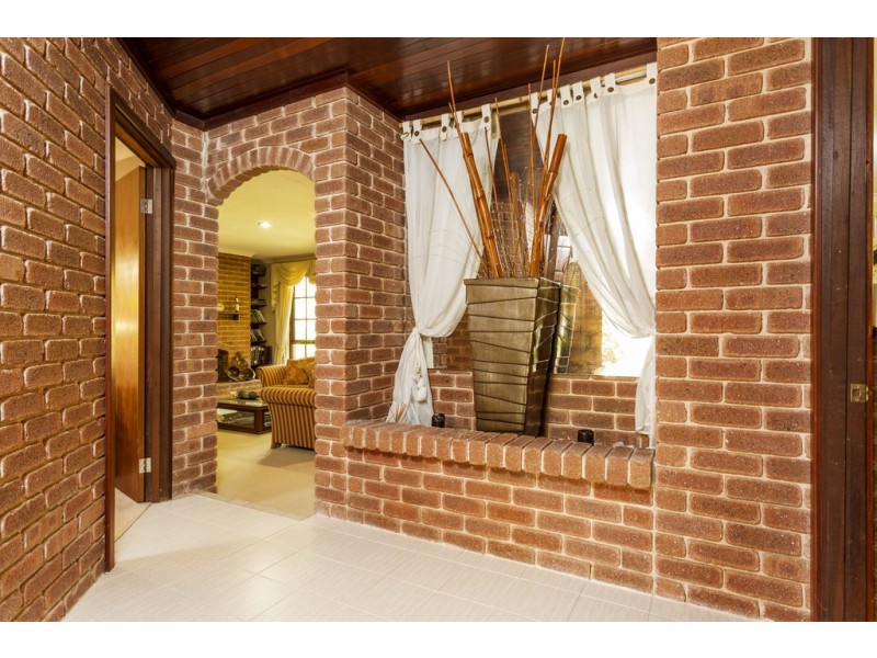 147 Le Souef Drive, Kardinya WA 6163