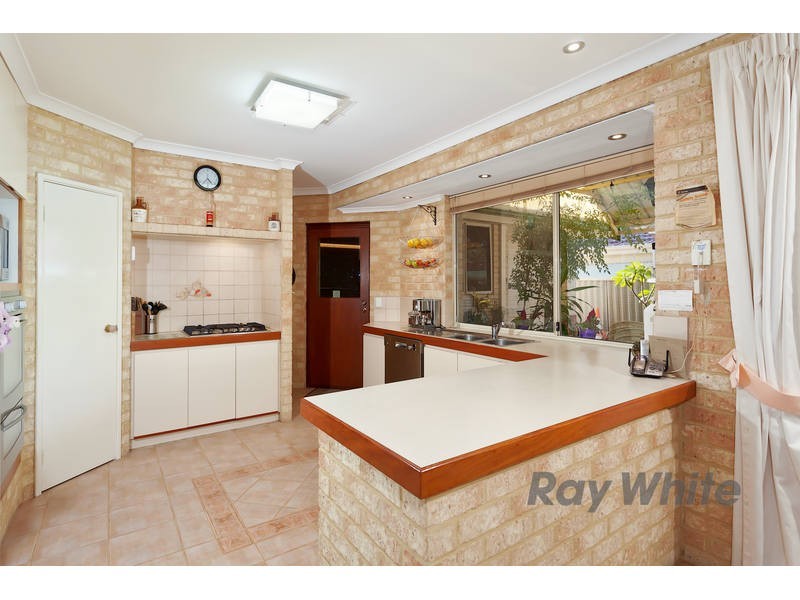 35 Ranford Loop, Kardinya WA 6163