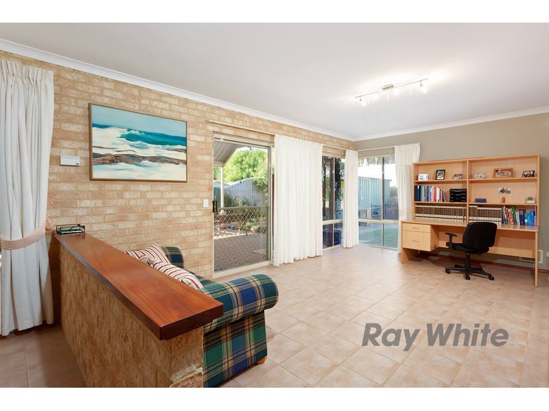 35 Ranford Loop, Kardinya WA 6163