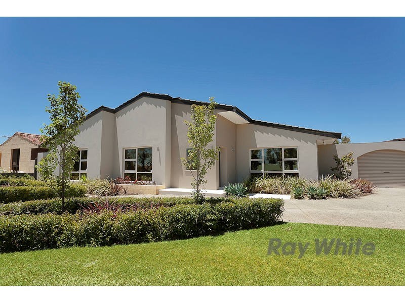 37 Hanrahan Loop, Kardinya WA 6163