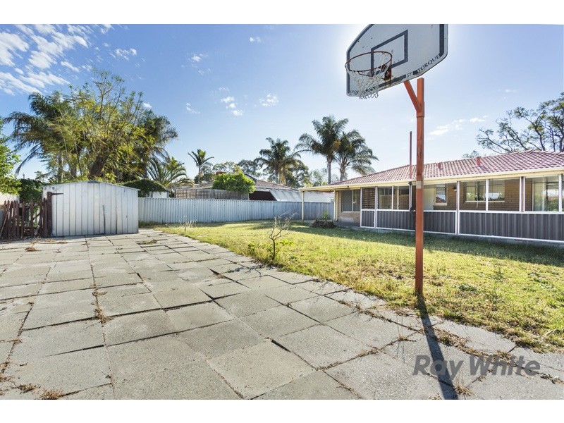 9 Scole Place, Huntingdale WA 6110